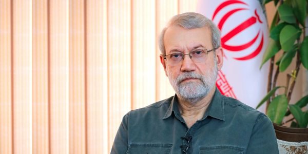 O "líder de facto" do Irã, Ali Larijani, foi eliminado em um ataque aéreo