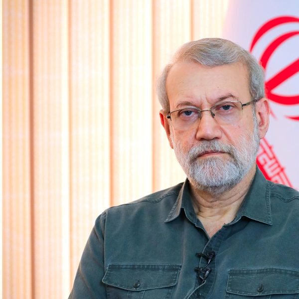 O "líder de facto" do Irã, Ali Larijani, foi eliminado em um ataque aéreo