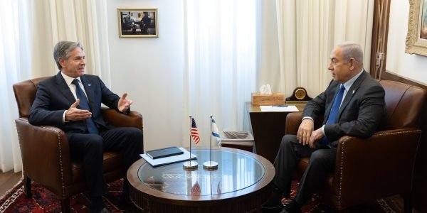 Blinken em Israel: Esforços para libertar reféns