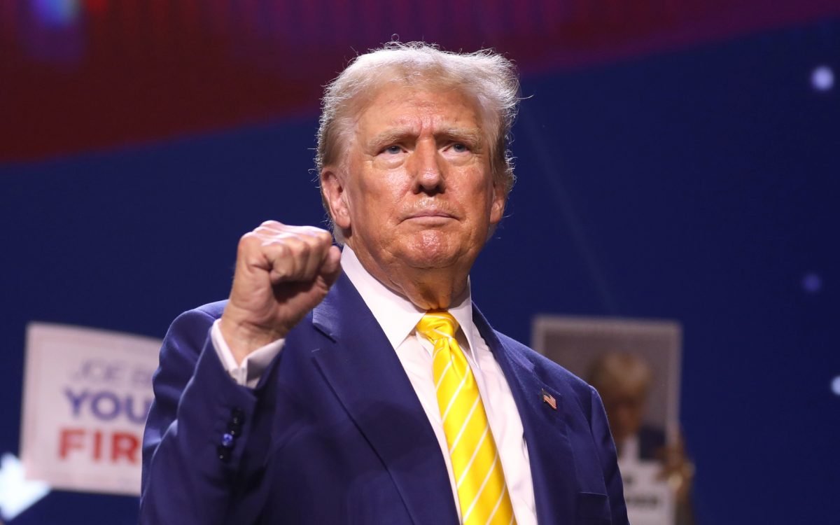 Trump quer que Israel destrua Hamas, Hezbollah e ataque o Irã antes de Janeiro