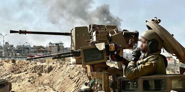 Crime de Guerra: Hamas enviou 100 mulheres e crianças como escudo humano