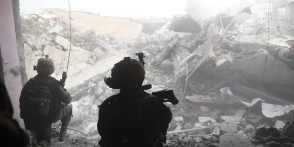 3 reféns israelenses mortos durante a batalha