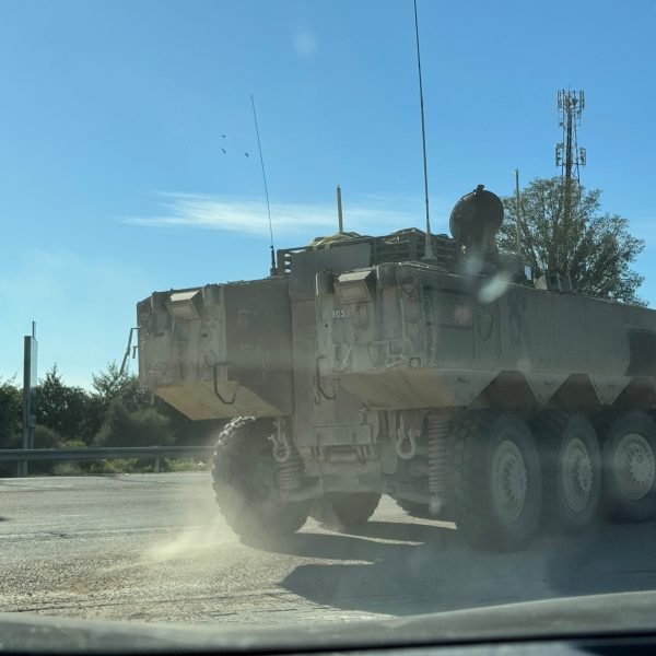 1 ANO de GUERRA, Israel continua debaixo de fogo, minuto após minuto de hoje