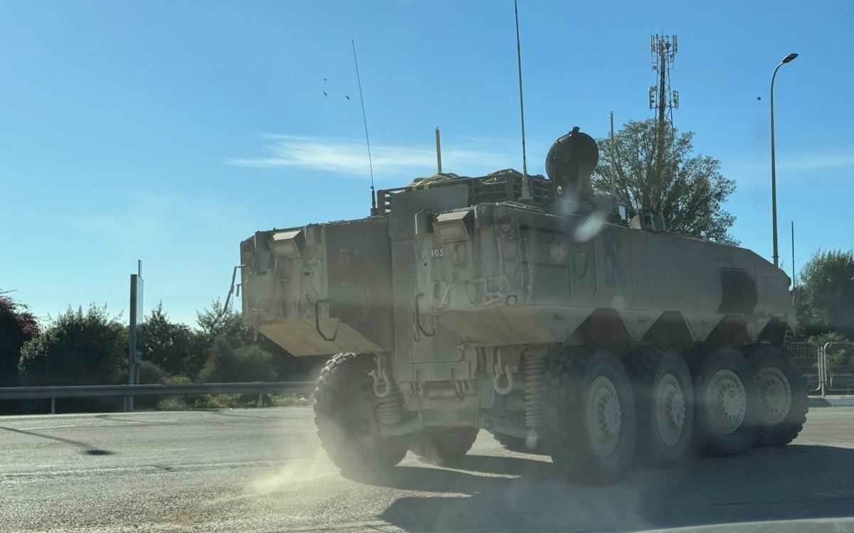 1 ANO de GUERRA, Israel continua debaixo de fogo, minuto após minuto de hoje