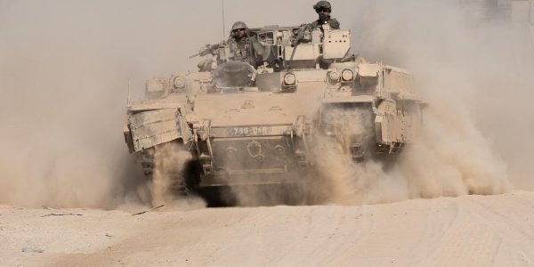 Israel iniciou incursão terrestre em Gaza