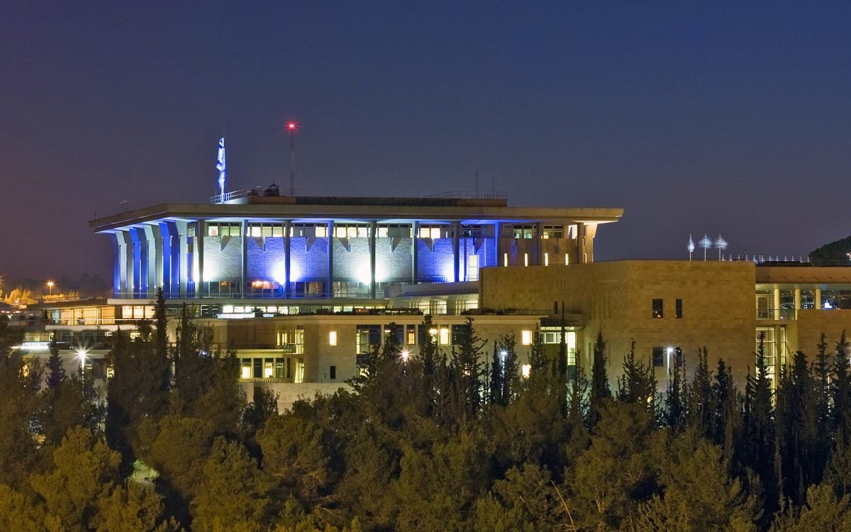 Ministro da segurança interna de Israel: Aprovem pena de morte para terroristas