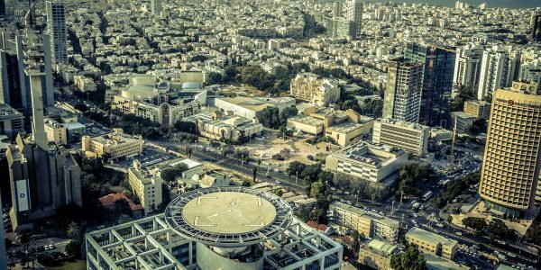 Antony Blinken e Netanyahu se reúnem debaixo de protestos em Tel Aviv