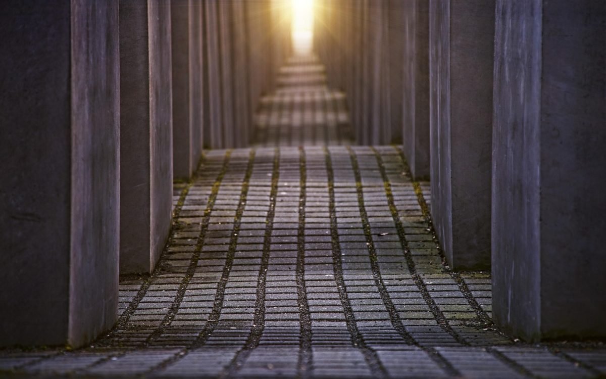 Yom HaShoah: Um Dia de Memória, Coragem e Esperança