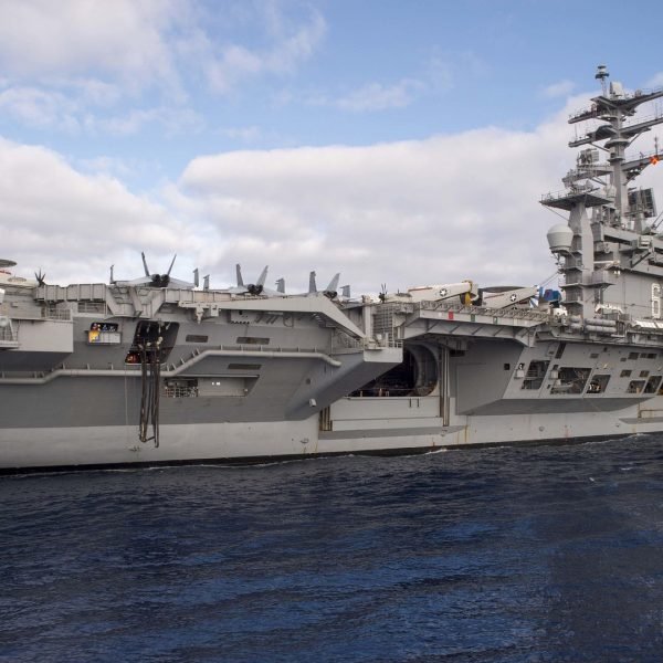 Military material uss nimitz 2486768