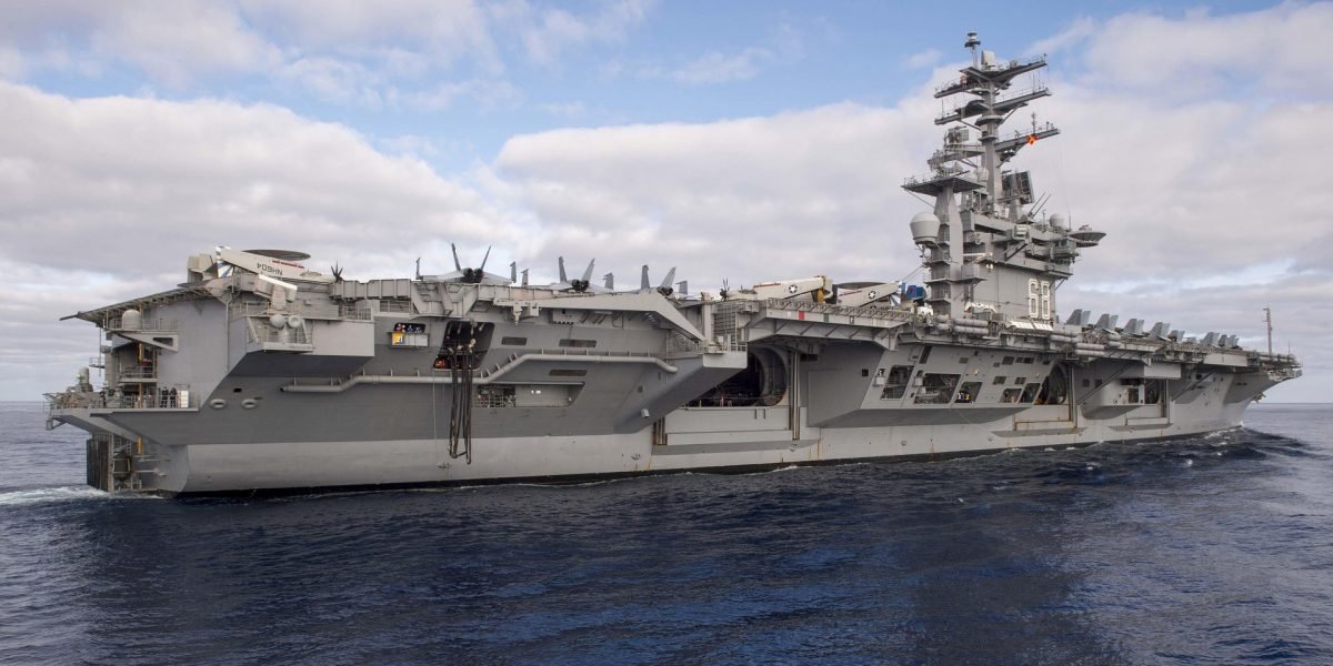 Military material uss nimitz 2486768