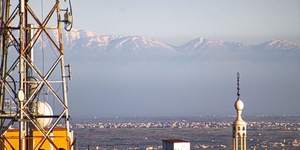 Curdos temem rebeldes na Síria e conquistam cidade no norte