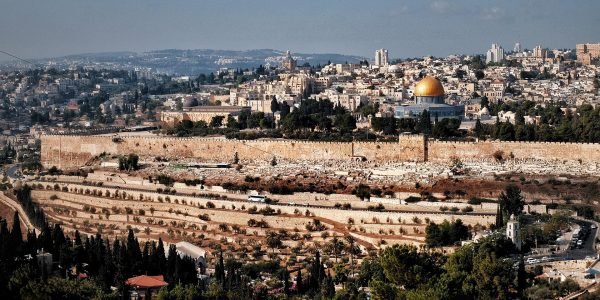 Yom Yerushalayim — O Dia de Jerusalém: Significado Profético e Chamado Espiritual