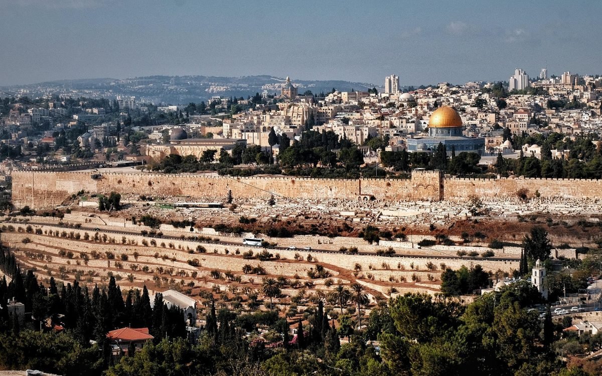 Yom Yerushalayim — O Dia de Jerusalém: Significado Profético e Chamado Espiritual