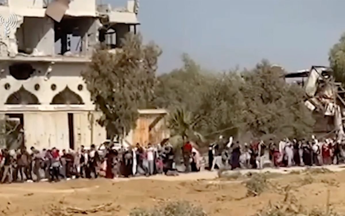 Palestinos movem-se novamente para o sul de Gaza