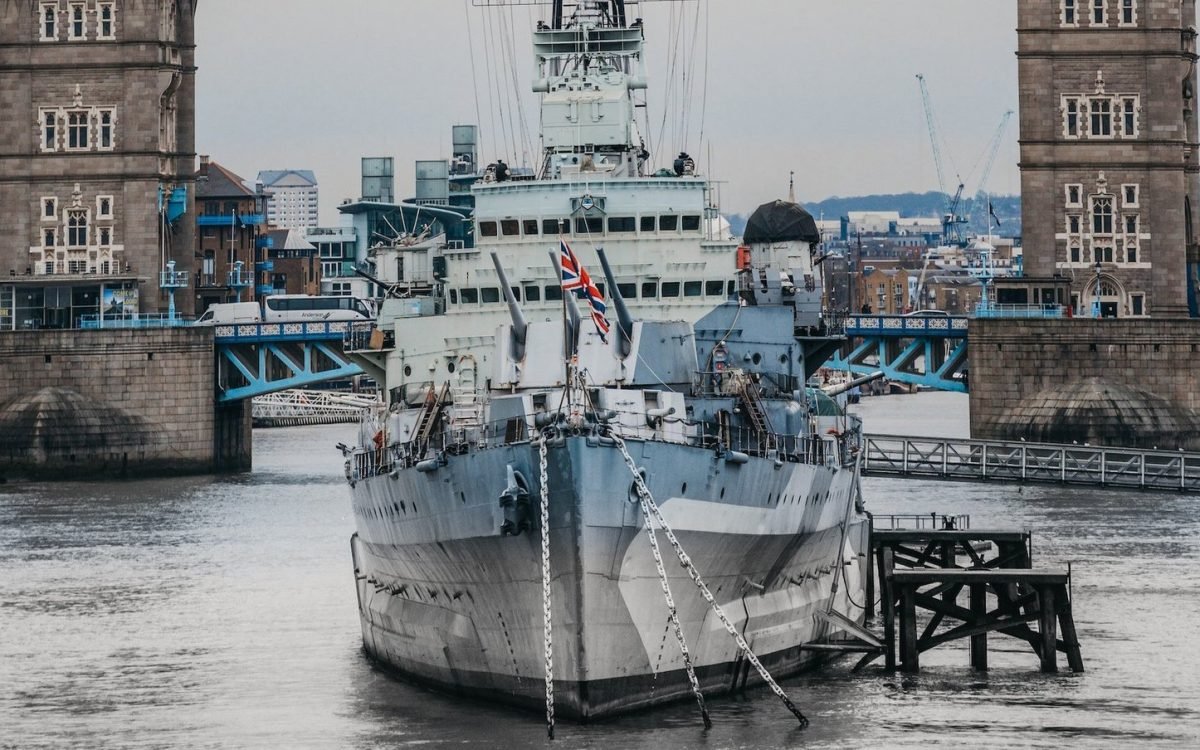 Grã-Bretanha apoia Israel diante de ameaça regional