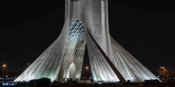 Irã: Executamos 4 agentes do Mossad