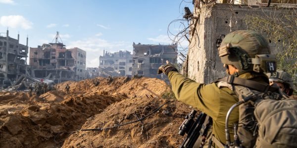 Netanyahu cedeu após promessas do Hamas e liberou árabes para voltarem ao norte da Faixa de Gaza