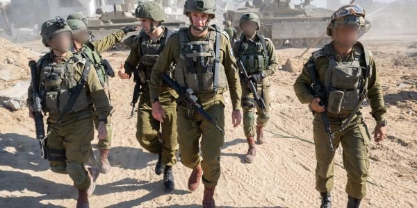 Israel e Hamas re-iniciam negociações